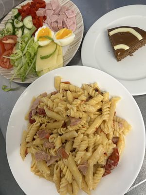 b689ca3f-6c67-46e0-9d53-50b2c5ee9373.jpg b689ca3f-6c67-46e0-9d53-50b2c5ee9373.jpg